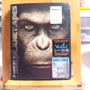 Rise of the Planet of the Apes Blu-ray DVD Combo